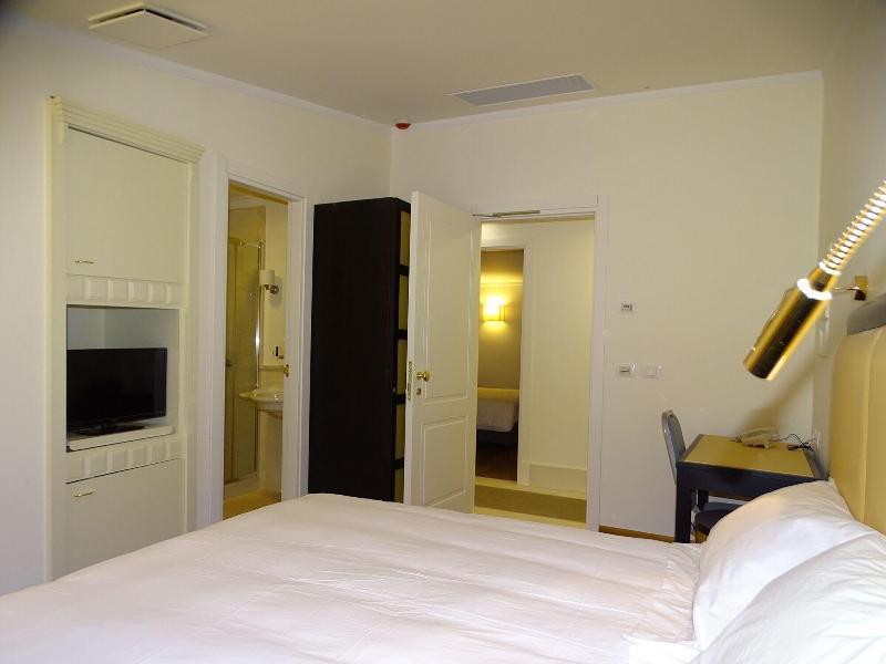 רג'יו די קאלאבריה Torrione Hotel מראה חיצוני תמונה