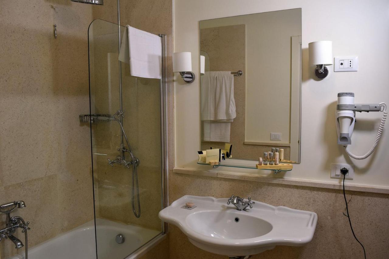 רג'יו די קאלאבריה Torrione Hotel מראה חיצוני תמונה